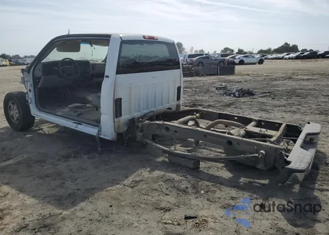 2003 Chevrolet Silverado C1500 z USA, uszkodzony, nr VIN 2GCEC19T031215810
